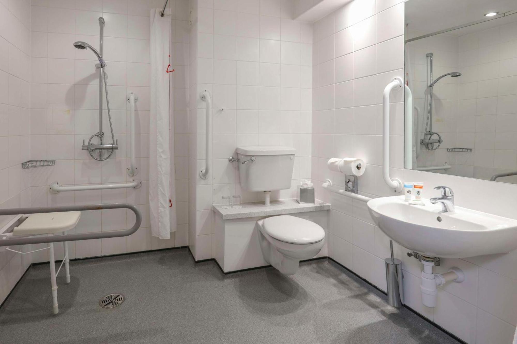 Best Western Pontypool Metro Hotel Eksteriør billede